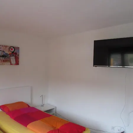 Good Bed 13 Privatunterkunft *